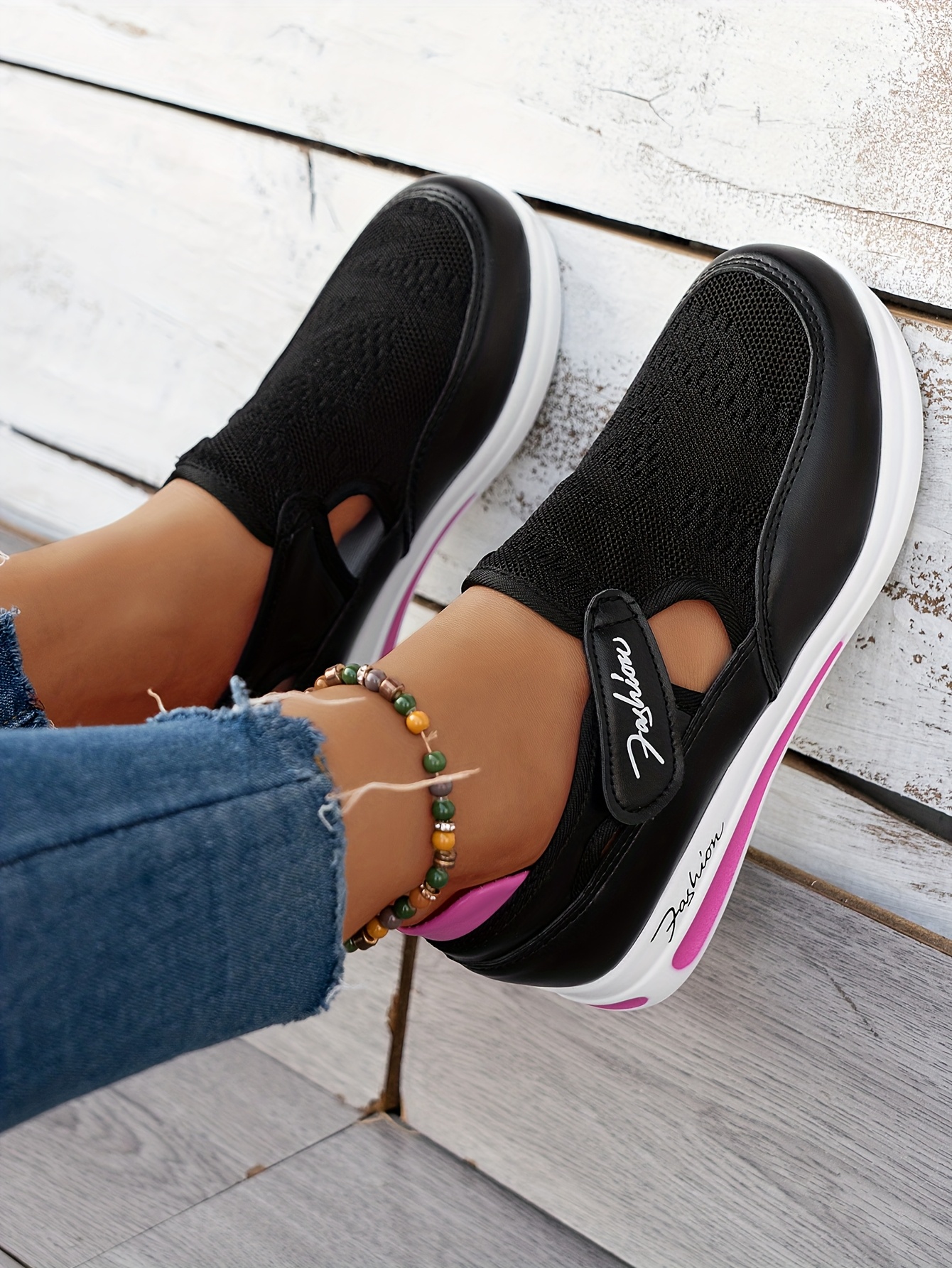 Baskets Femme Respirantes à Enfilage Facile - Chaussures Décontractées Légères avec Semelle en Caoutchouc, Design Noir & Rose, Confortables pour le Port Toute la Journée