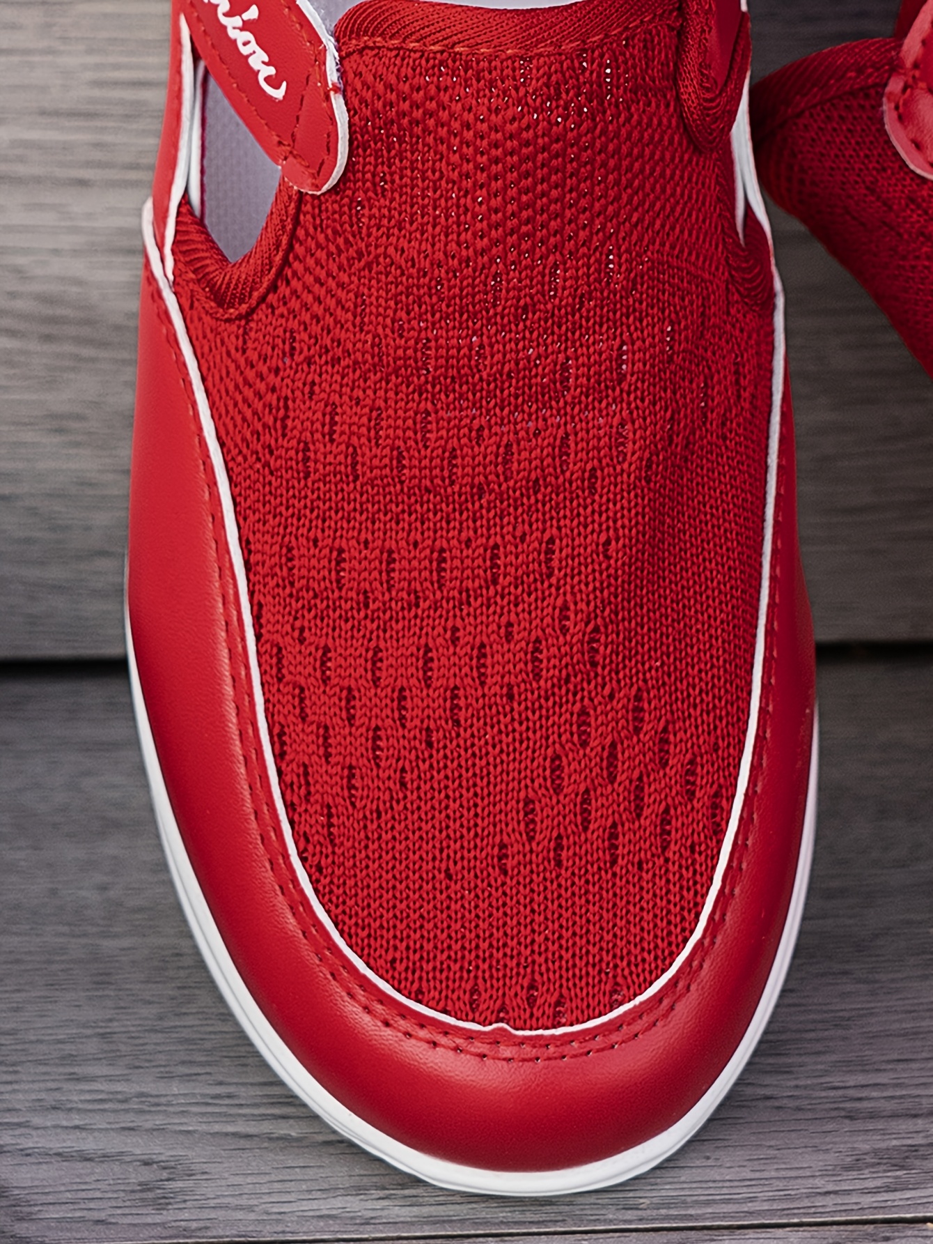 Baskets Femme Respirantes à Enfilage Facile - Chaussures Décontractées Légères avec Semelle en Caoutchouc, Design Noir & Rose, Confortables pour le Port Toute la Journée