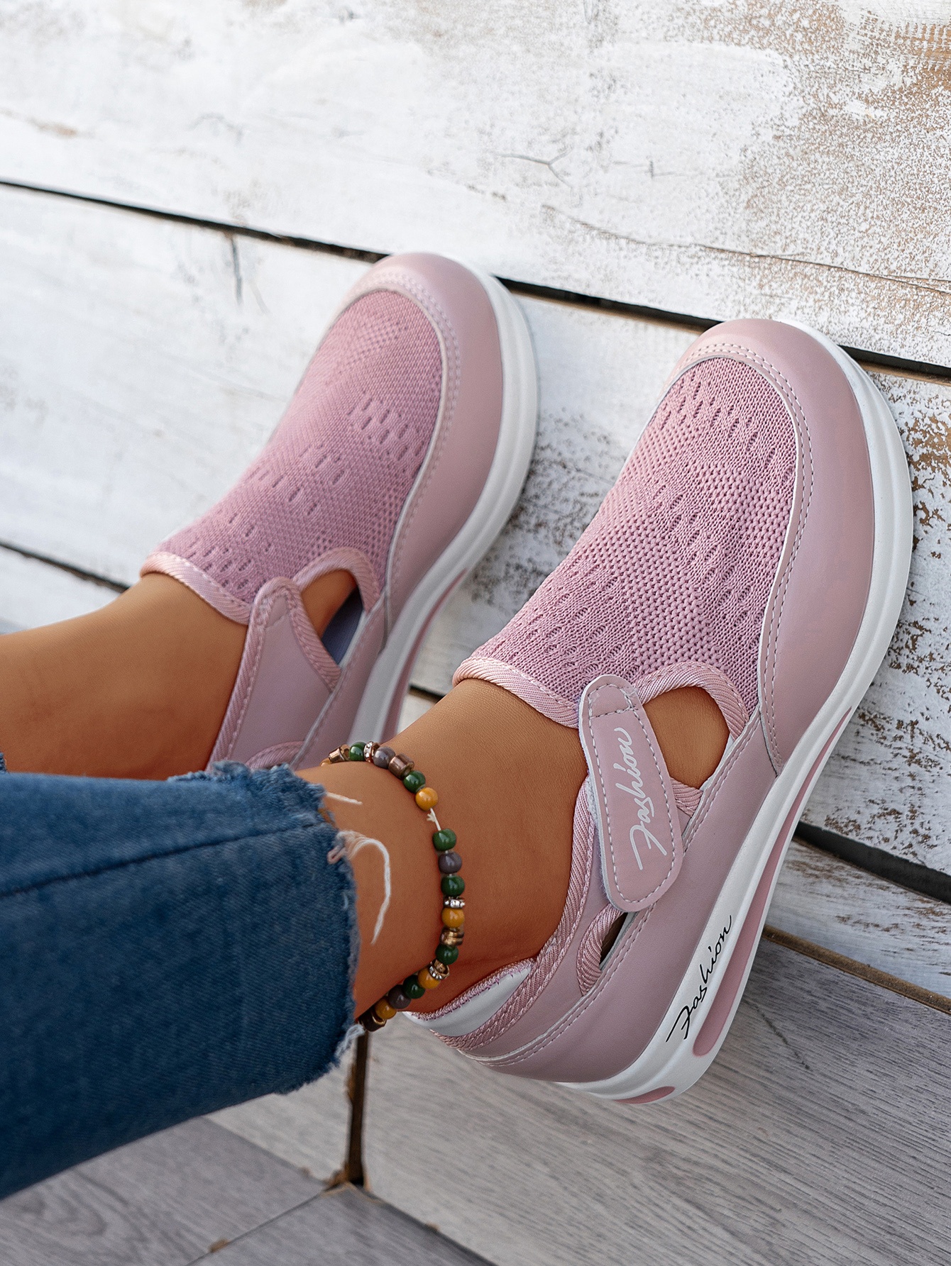 Baskets Femme Respirantes à Enfilage Facile - Chaussures Décontractées Légères avec Semelle en Caoutchouc, Design Noir & Rose, Confortables pour le Port Toute la Journée